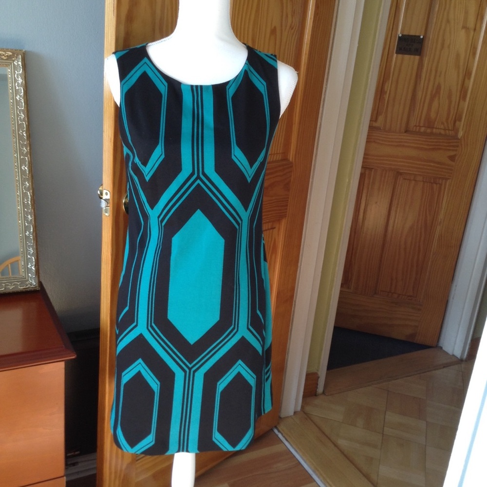 Enfocus Green and Black Dress